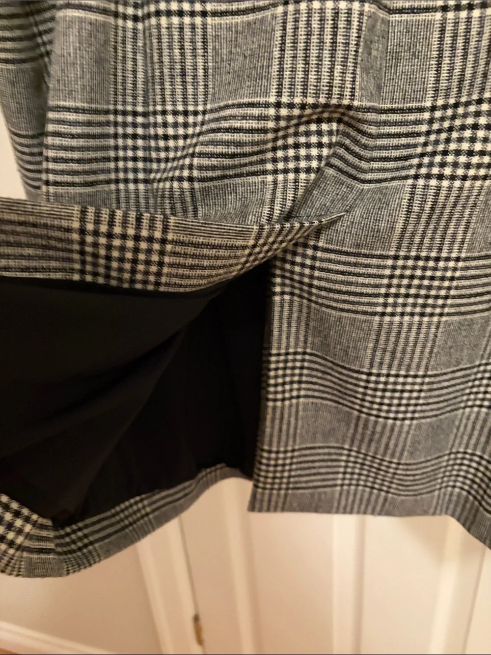 Classiques Entier Black & White Plaid Wool Blend Trench Jacket – Size 6
